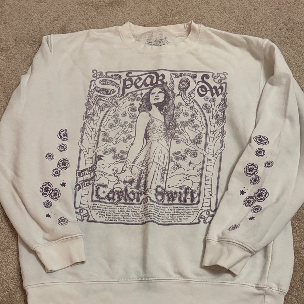 Taylor Swift Cream Speak Now Apparel